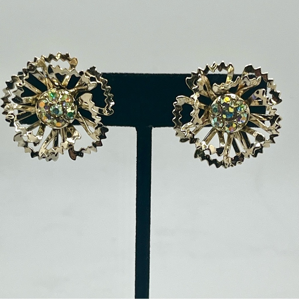 vintage sarah coventry gold tone ab rhinestone clip earrings